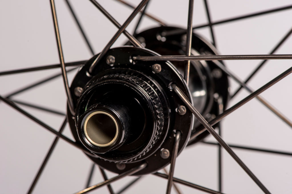 carbon-fiber-wheel-science-hx-muliple-flat.